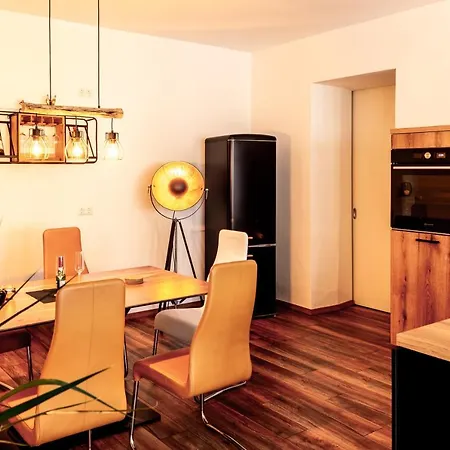 Apartment Grosszuegiges Im Loft-stil